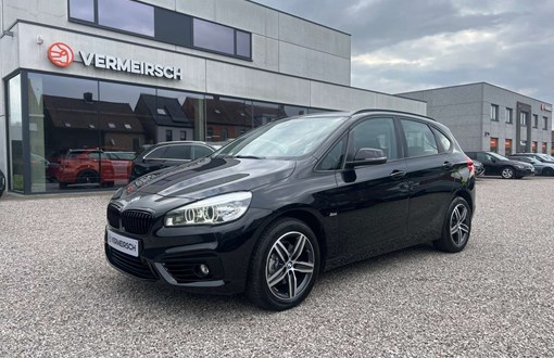 BMW 218
