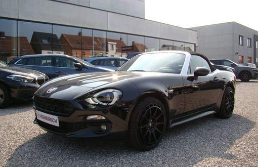 Fiat 124 Spider